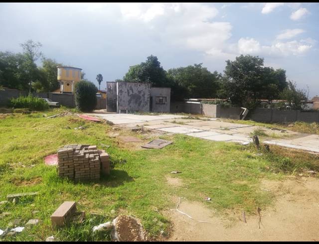1,723M² VACANT LAND FOR SALE IN KEW